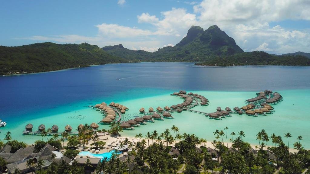 Overwater bungalows in Bora Bora